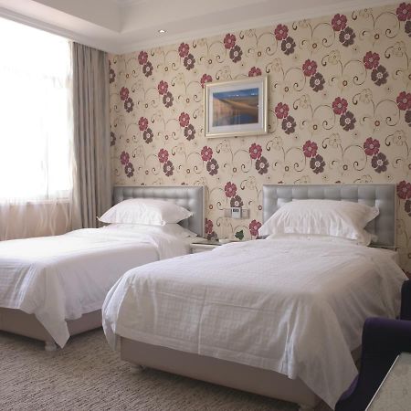 Xinyijia City Hotel Urumqi Ngoại thất bức ảnh