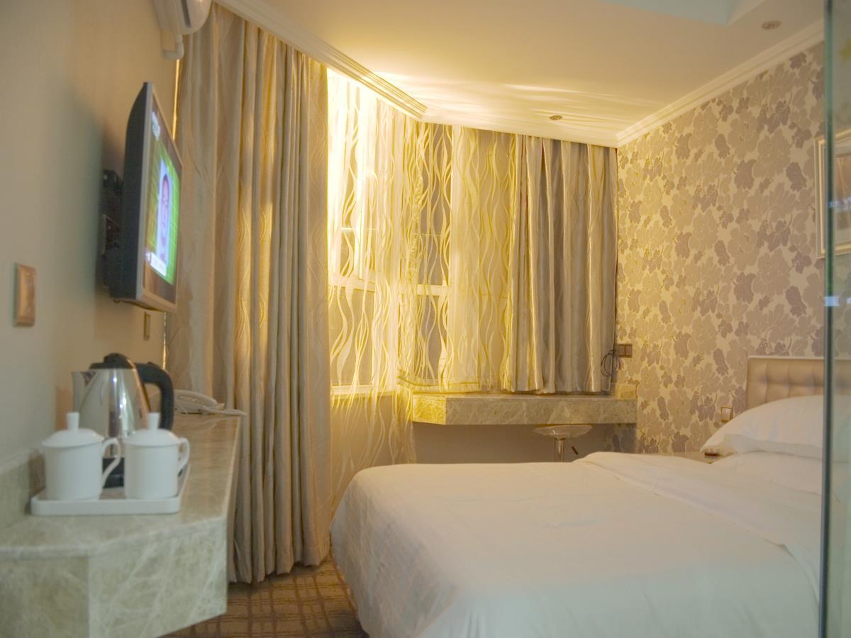 Xinyijia City Hotel Urumqi Ngoại thất bức ảnh